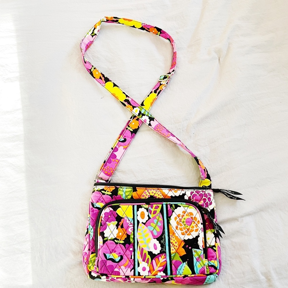Vera Bradley Crossbody in Va Va Bloom